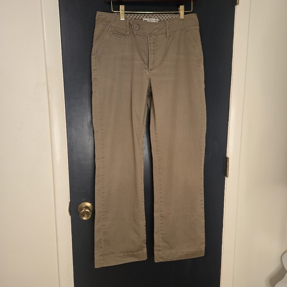 Lee Midrise Straight Leg Khakis